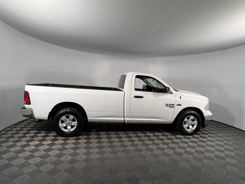 2021 Ram 1500 Classic Tradesman photo 3