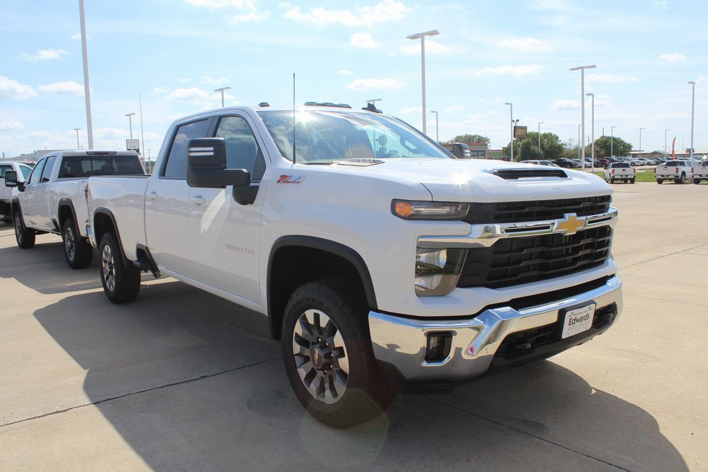 2025 Chevrolet Silverado 2500HD LT's photo