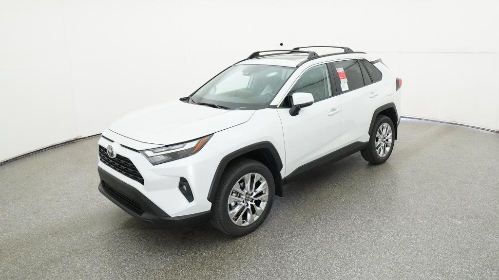 2025 Toyota RAV4 XLE Premium's photo