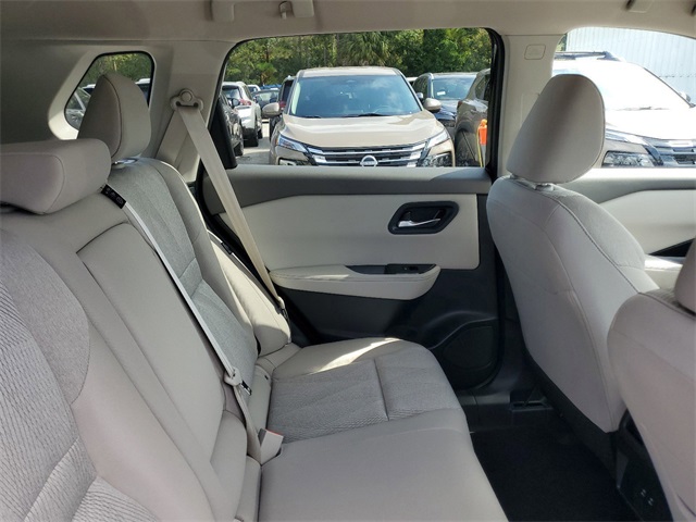 2025 Nissan Rogue SV photo 27
