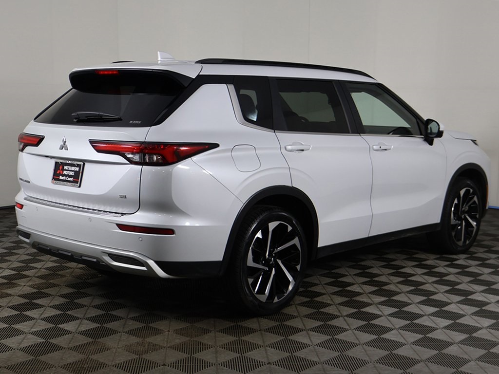 2024 Mitsubishi Outlander SE Ralliart photo 11