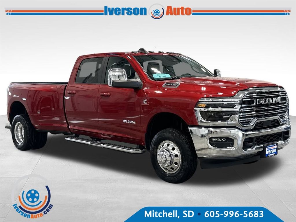 2026 RAM Ram 3500 Pickup Laramie's photo