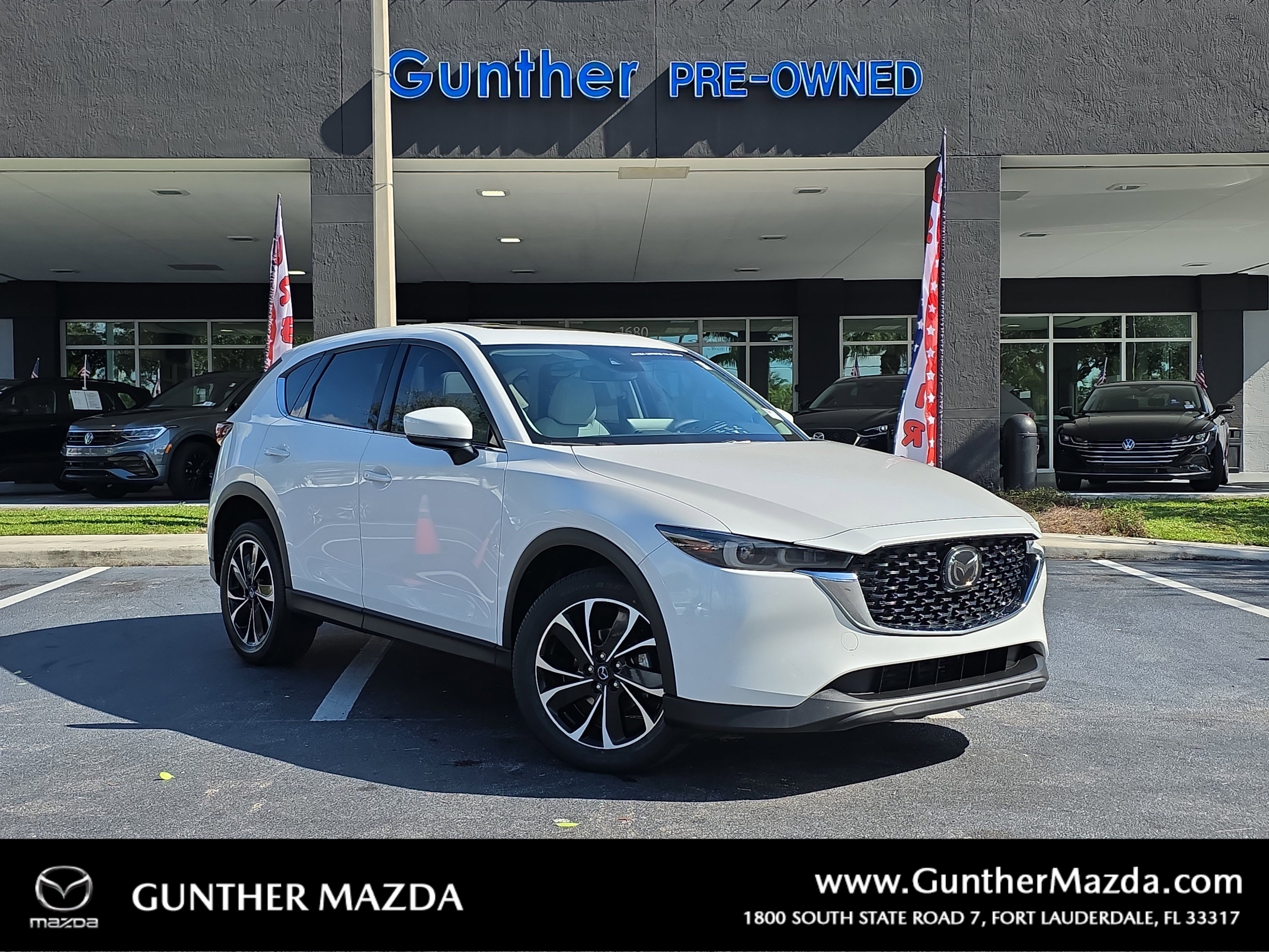 2023 Mazda CX-5 S Premium package's photo