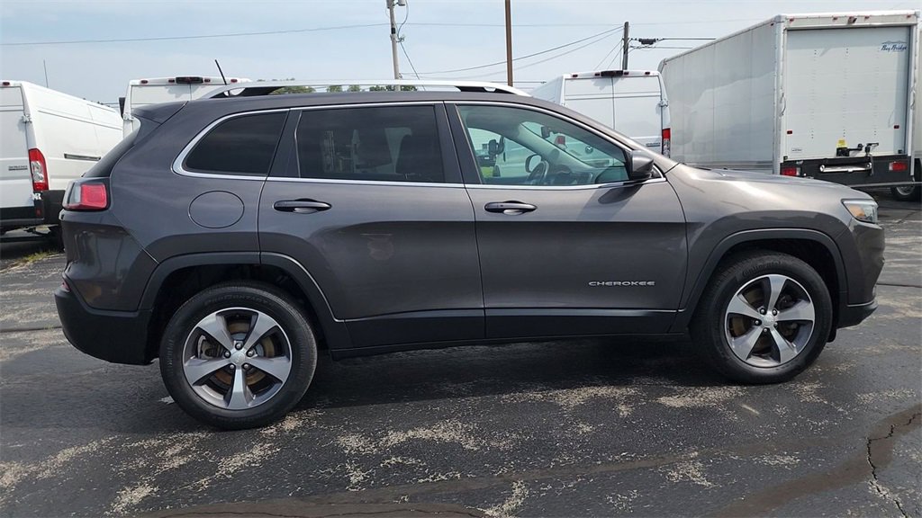 2019 Jeep Cherokee Limited photo 9