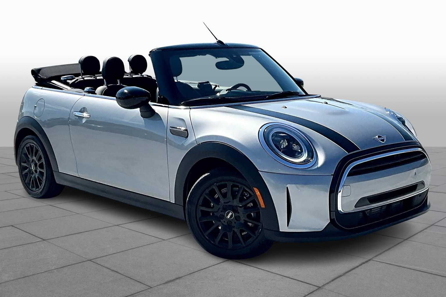 2023 Mini Cooper Convertible photo 2
