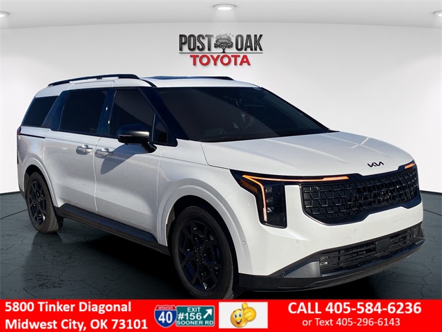 2025 Kia Carnival SX's photo