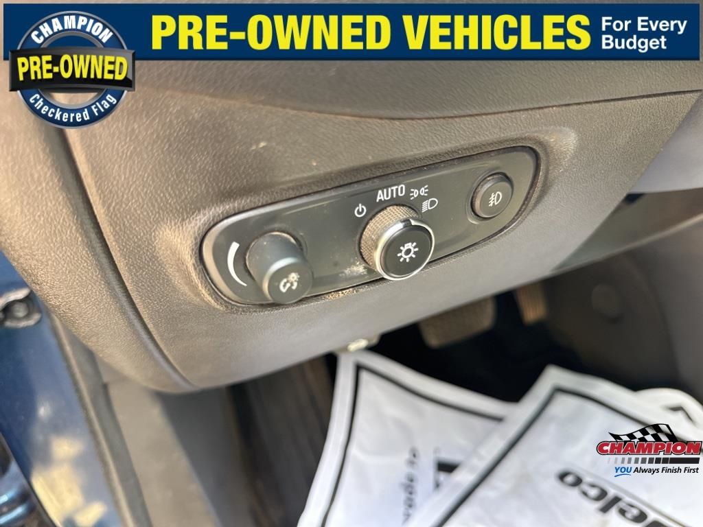 2020 Chevrolet Equinox LT photo 8