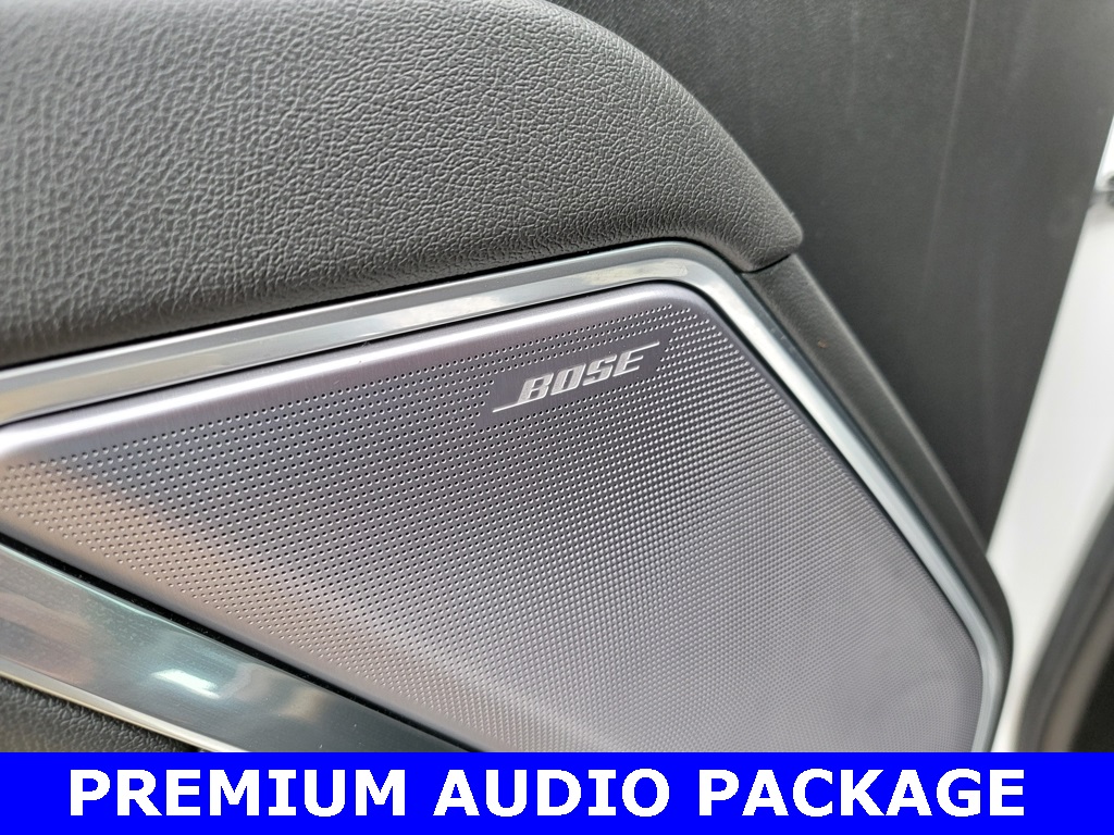 2023 Chevrolet Silverado 1500 High Country photo 4