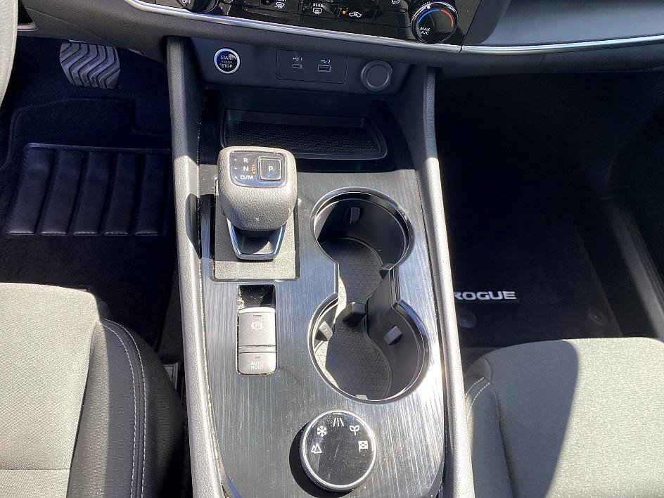 2023 Nissan Rogue S photo 8