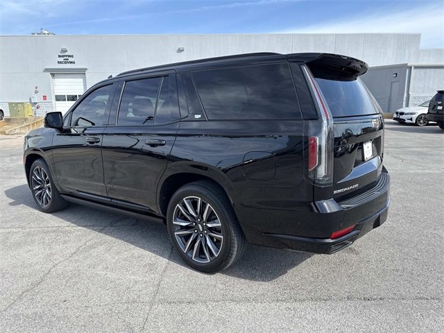 2022 Cadillac Escalade Sport photo 2
