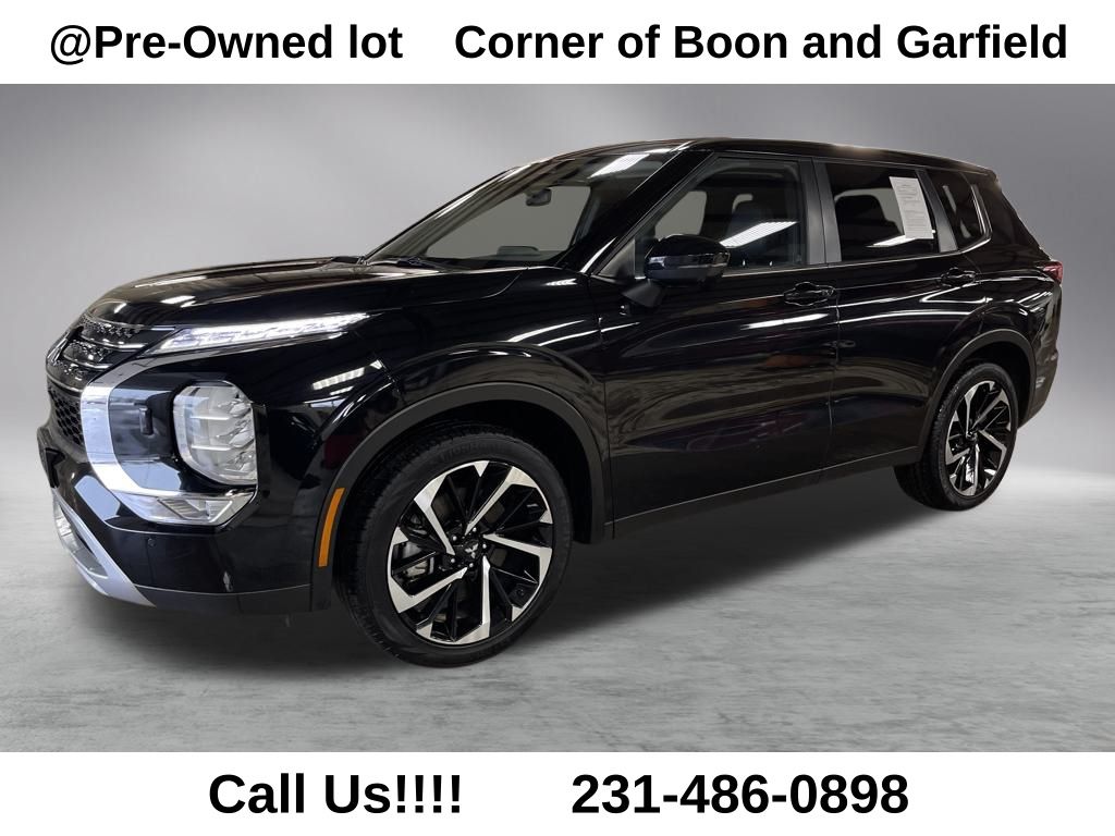 2024 Mitsubishi Outlander SE