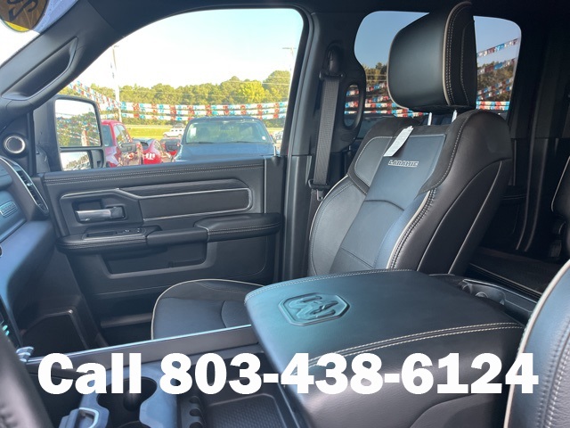 2024 Ram 3500 Laramie photo 9