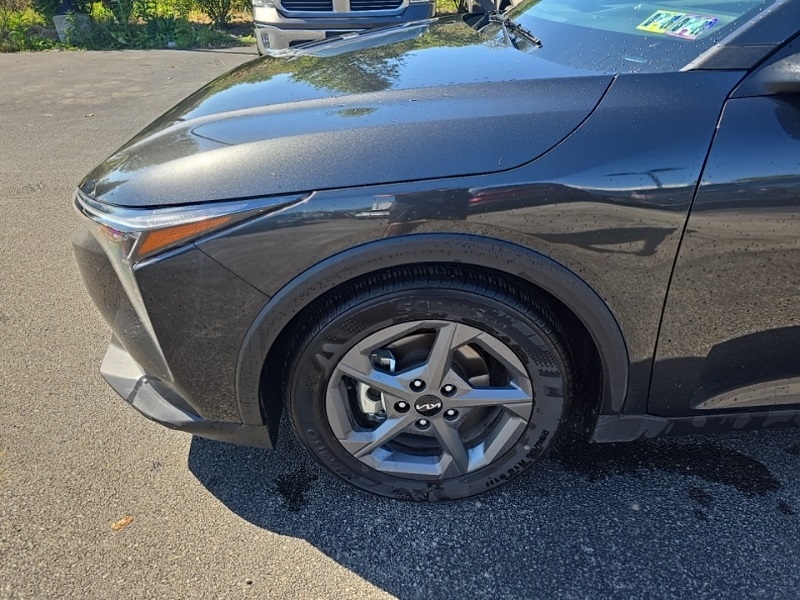 2025 Kia K4 LXS photo 5