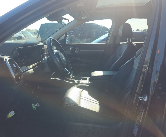 2022 Kia Sorento S photo 7
