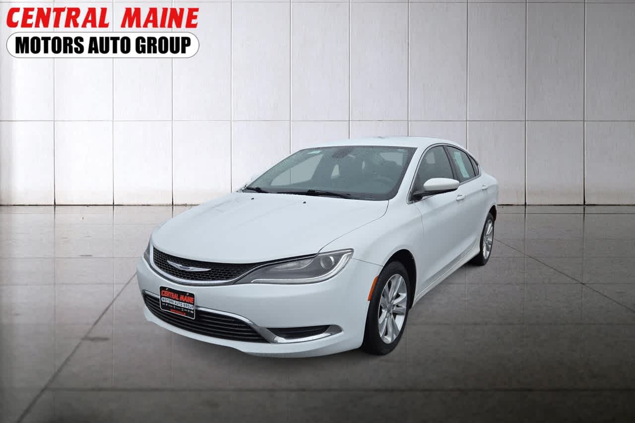 2015 Chrysler 200 Limited's photo