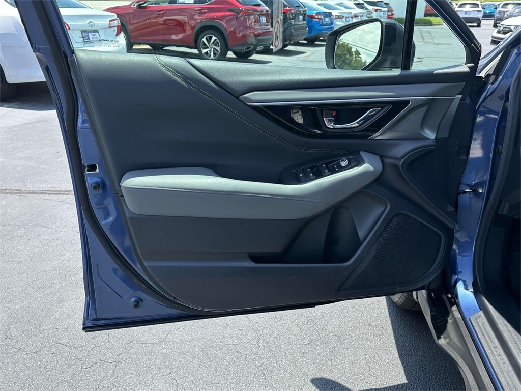 2020 Subaru Outback Onyx Edition XT photo 5