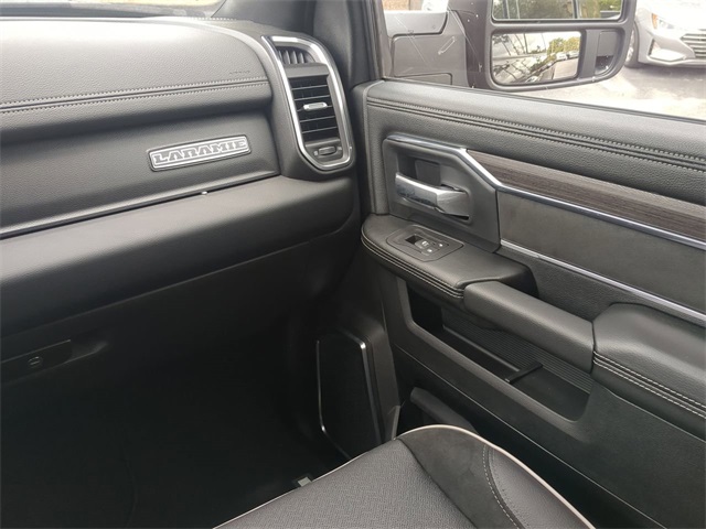 2025 Ram 2500 Laramie photo 17