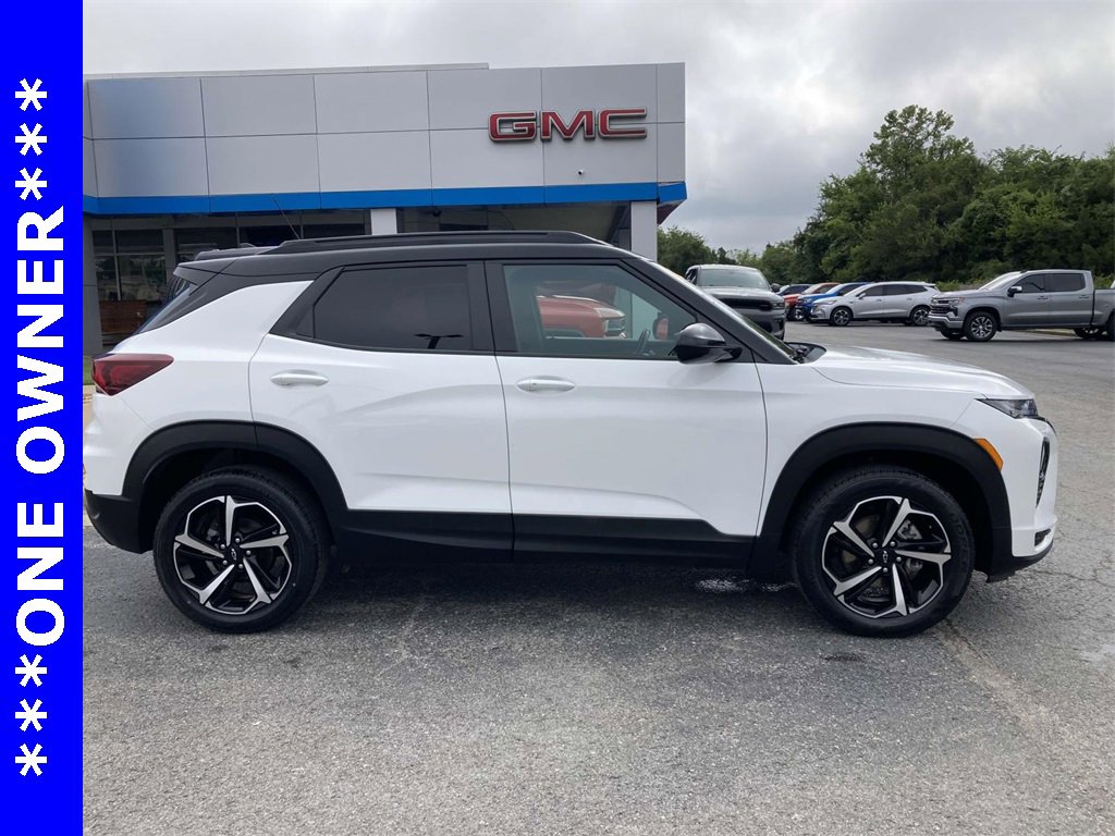 2023 Chevrolet Trailblazer RS photo 2
