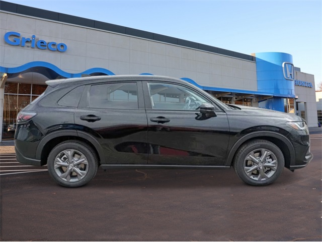 2026 Honda HR-V LX photo 6