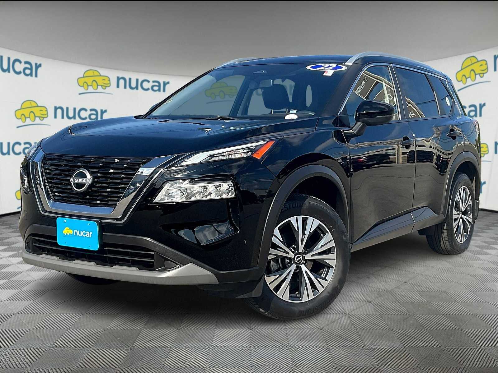 2022 Nissan Rogue SV photo 3