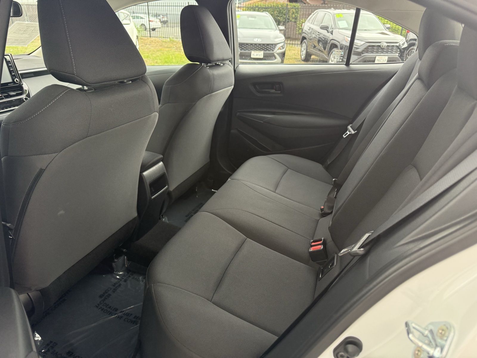 2022 Toyota Corolla LE photo 11