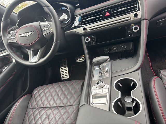 2025 Genesis G70 3.3T Sport Advanced photo 13