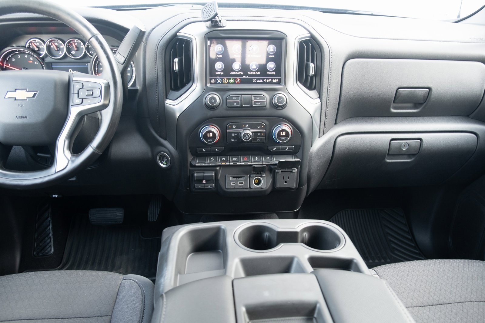 2020 Chevrolet Silverado 1500 LT photo 19