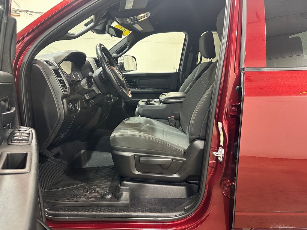 2021 Ram 2500 Tradesman photo 16