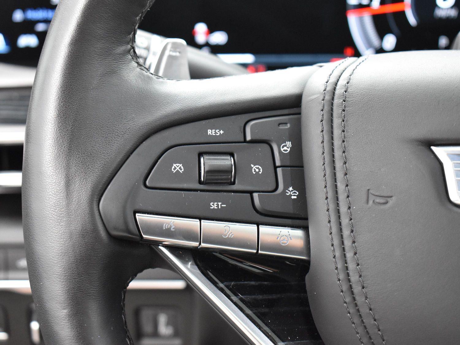2023 Cadillac Escalade ESV V-Series photo 14