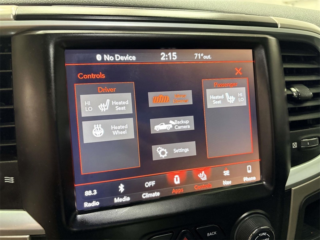 2018 Ram 1500 SLT photo 3