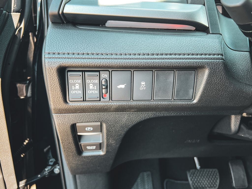 2026 Honda Odyssey photo 24