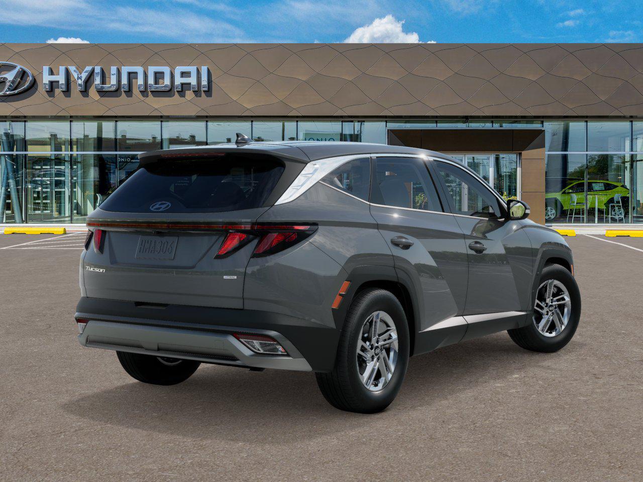 2026 Hyundai Tucson SE photo 4