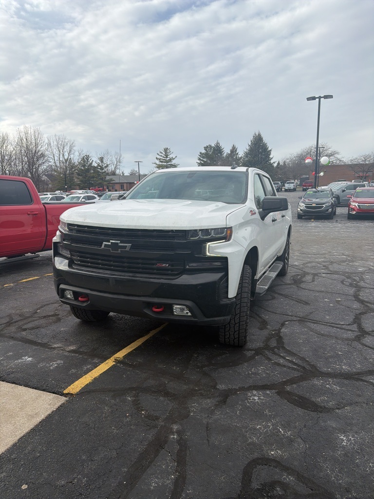 2019 CHEVROLET SILVERADO - Image 2