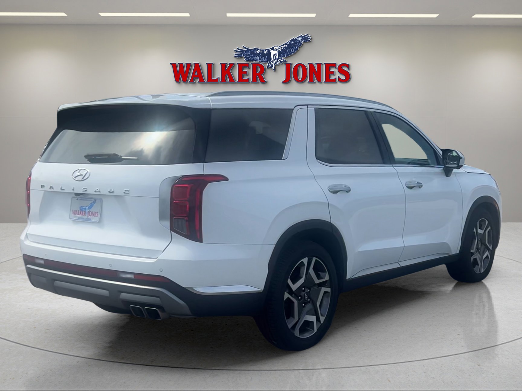 2024 Hyundai Palisade Limited photo 3