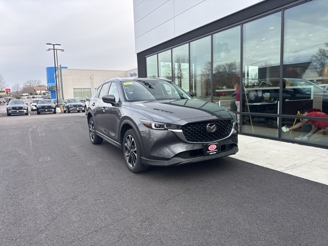 2023 Mazda CX-5 S Premium Plus package's photo