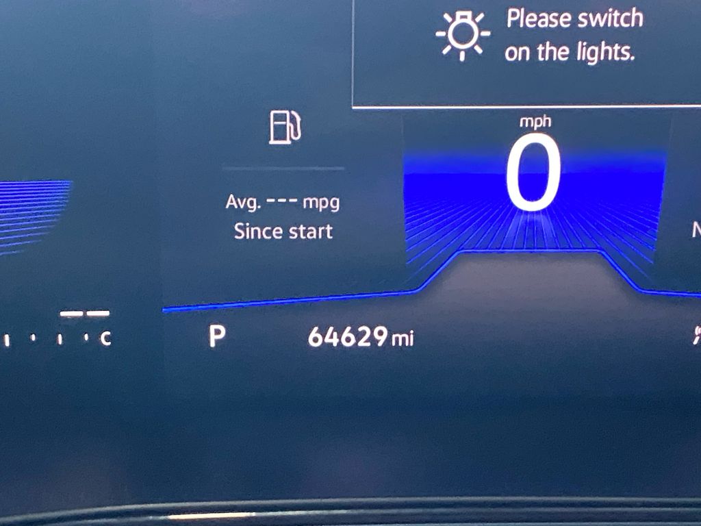 2022 Volkswagen Taos SE photo 7
