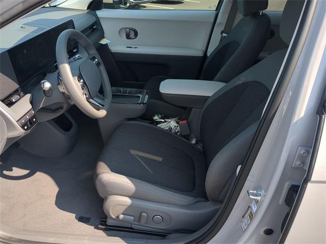 2025 Hyundai Ioniq 5 SE photo 11