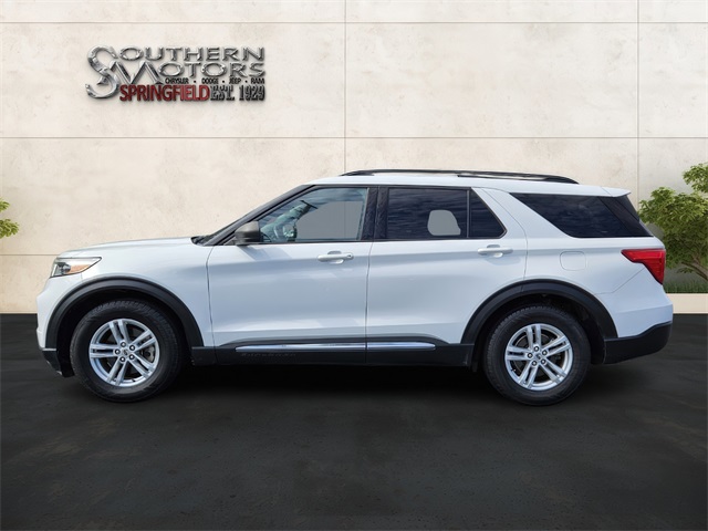 2020 Ford Explorer XLT photo 2