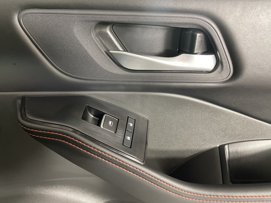 2026 Nissan Rogue SV photo 9