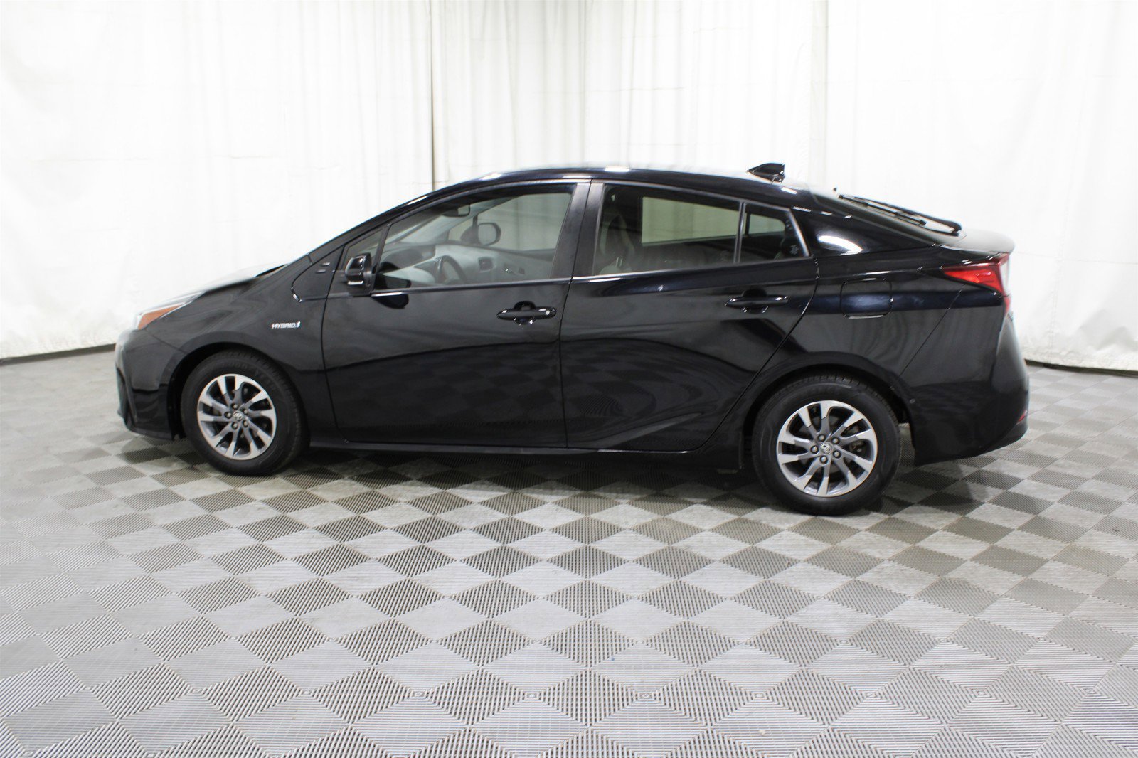 2021 Toyota Prius Limited photo 30