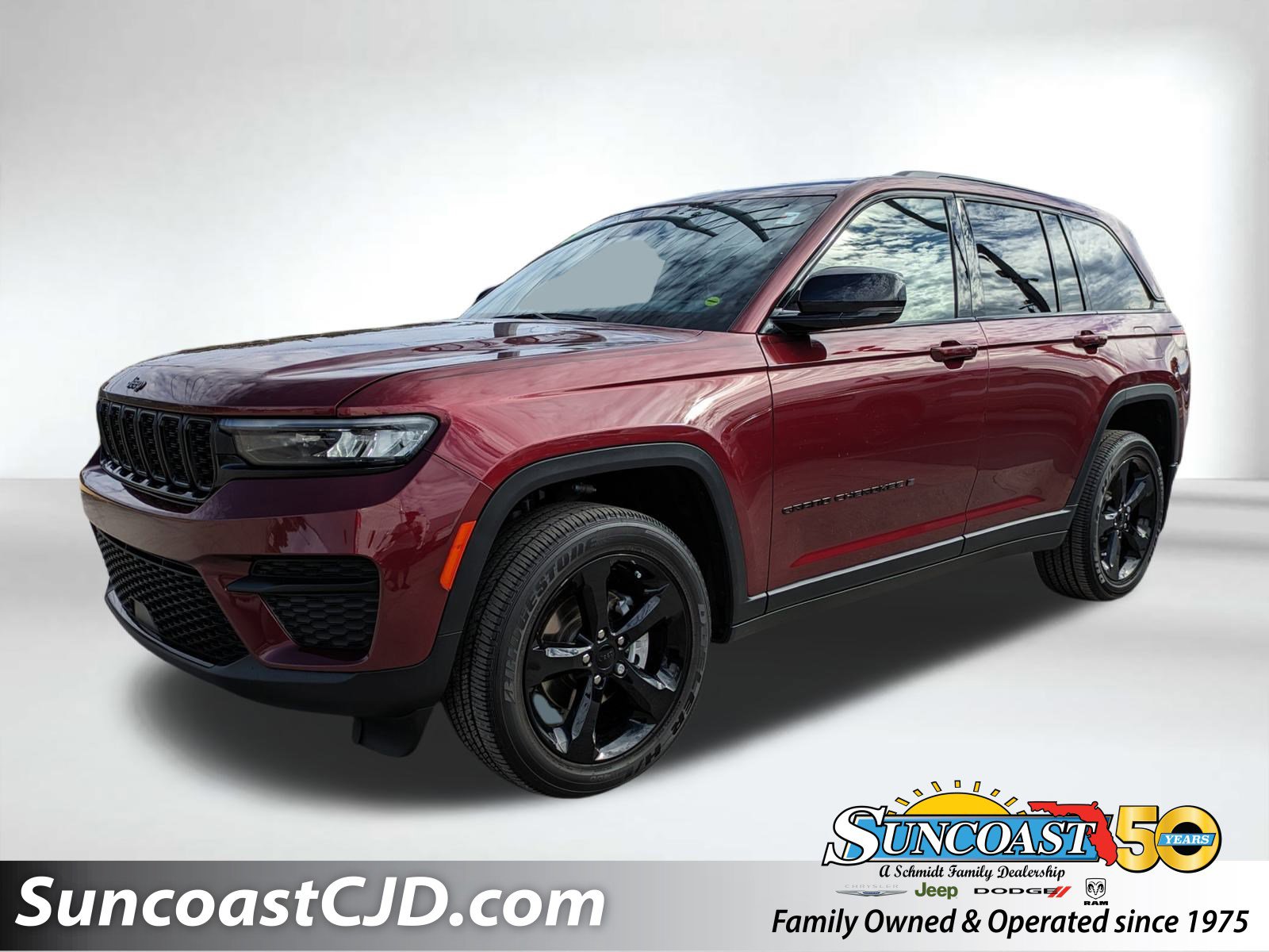 2022 Jeep Grand Cherokee Altitude's photo