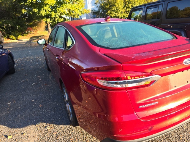 2020 Ford Fusion Hybrid Titanium photo 4