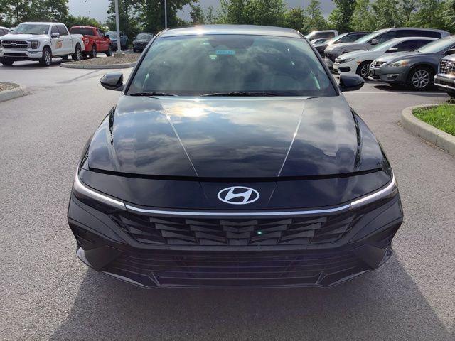 2025 Hyundai Elantra Hybrid SEL Sport photo 3