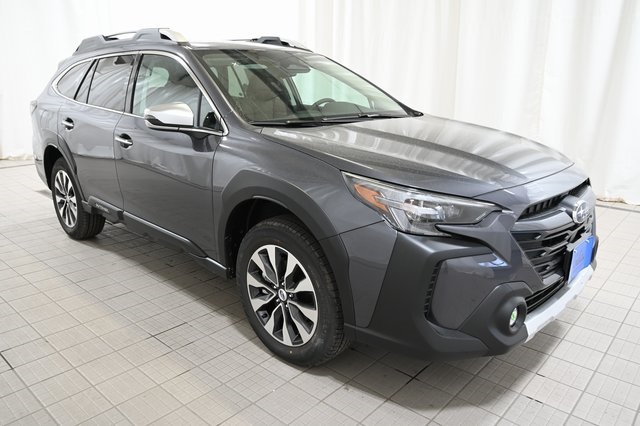 2025 Subaru Outback Touring photo 12