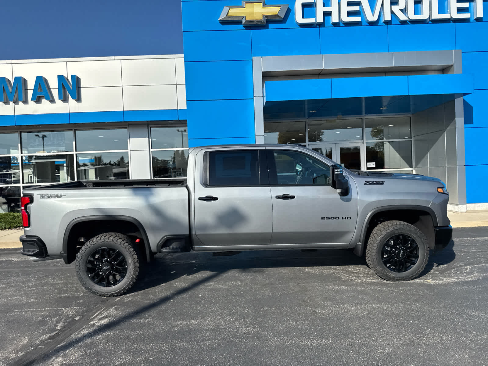 2026 Chevrolet Silverado 2500HD LTZ photo 3