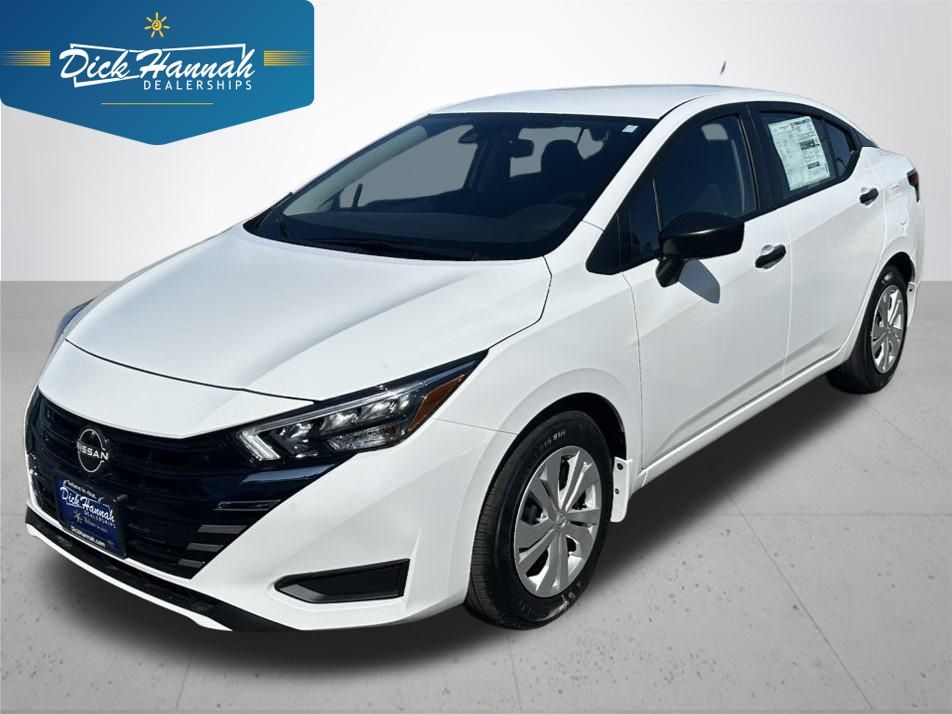 2025 Nissan Versa Sedan S's photo