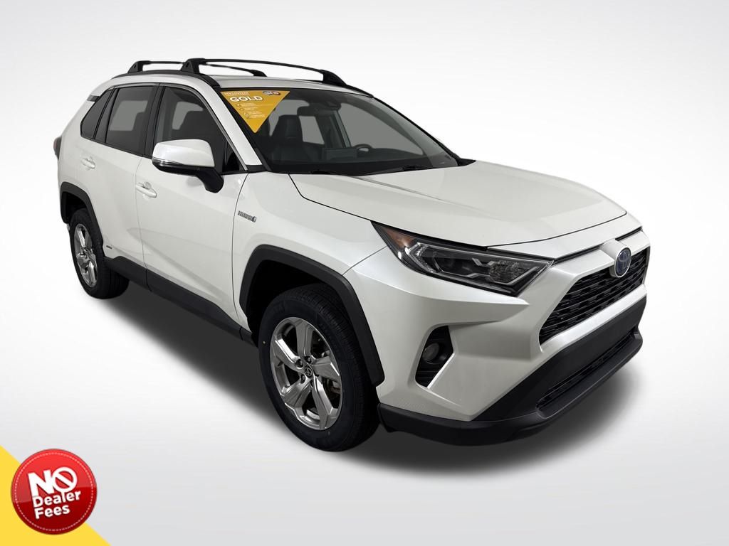 2021 Toyota RAV4 XLE Premium's photo