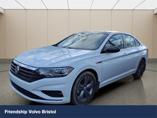 2021 Volkswagen Jetta R-Line's photo