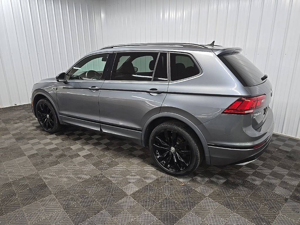 2021 Volkswagen Tiguan SE R-Line Black photo 3