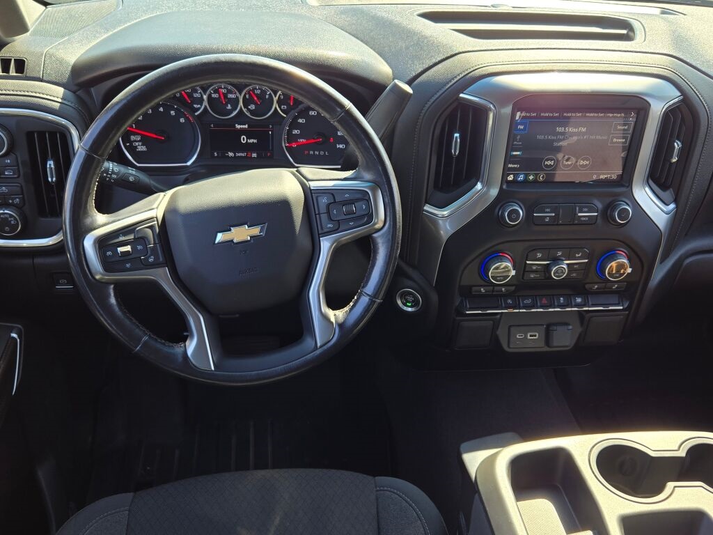 2022 Chevrolet Silverado 1500 LT photo 16